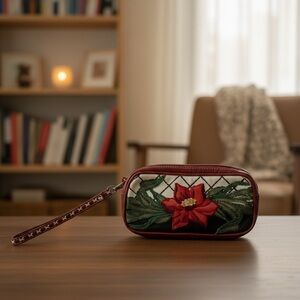 Isabella Fiore Like New VINTAGE Embroidered Wristlet